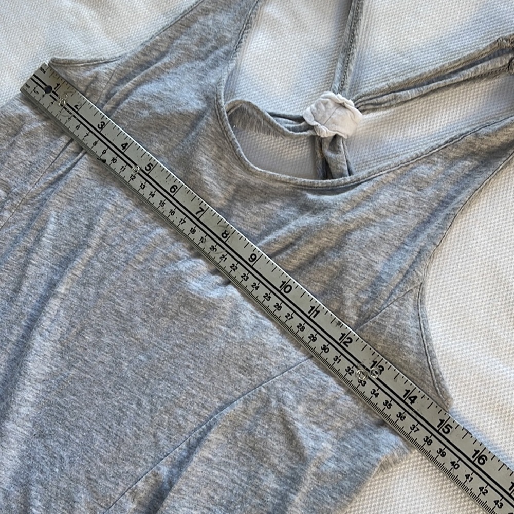 🦋3/40 BENCH Racerback Top (S) - Picture 12 of 15